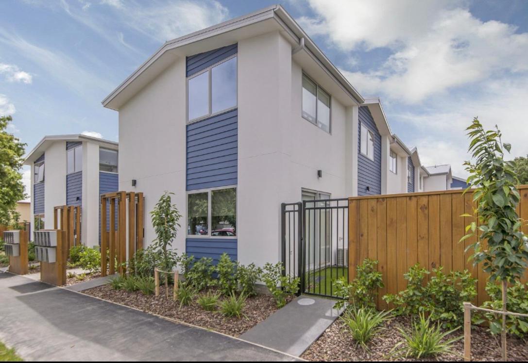 Perfect Modern Townhouse Cbd Κράισττσερτς Εξωτερικό φωτογραφία